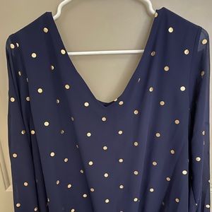 Torrid size 1 navy blue blouse w/ gold polka dots